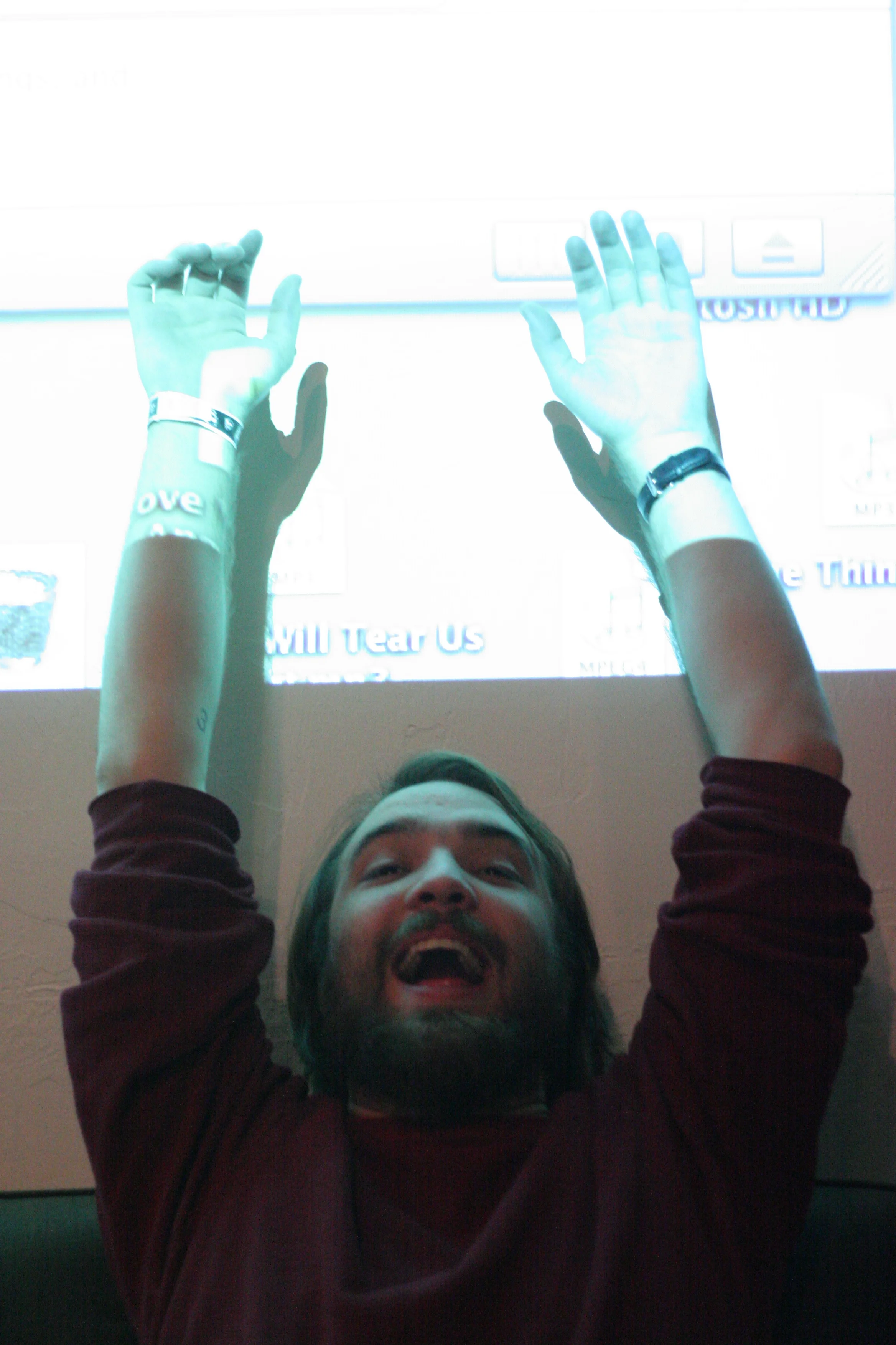 Barbaria Holiday Party 2005 - 39.JPG