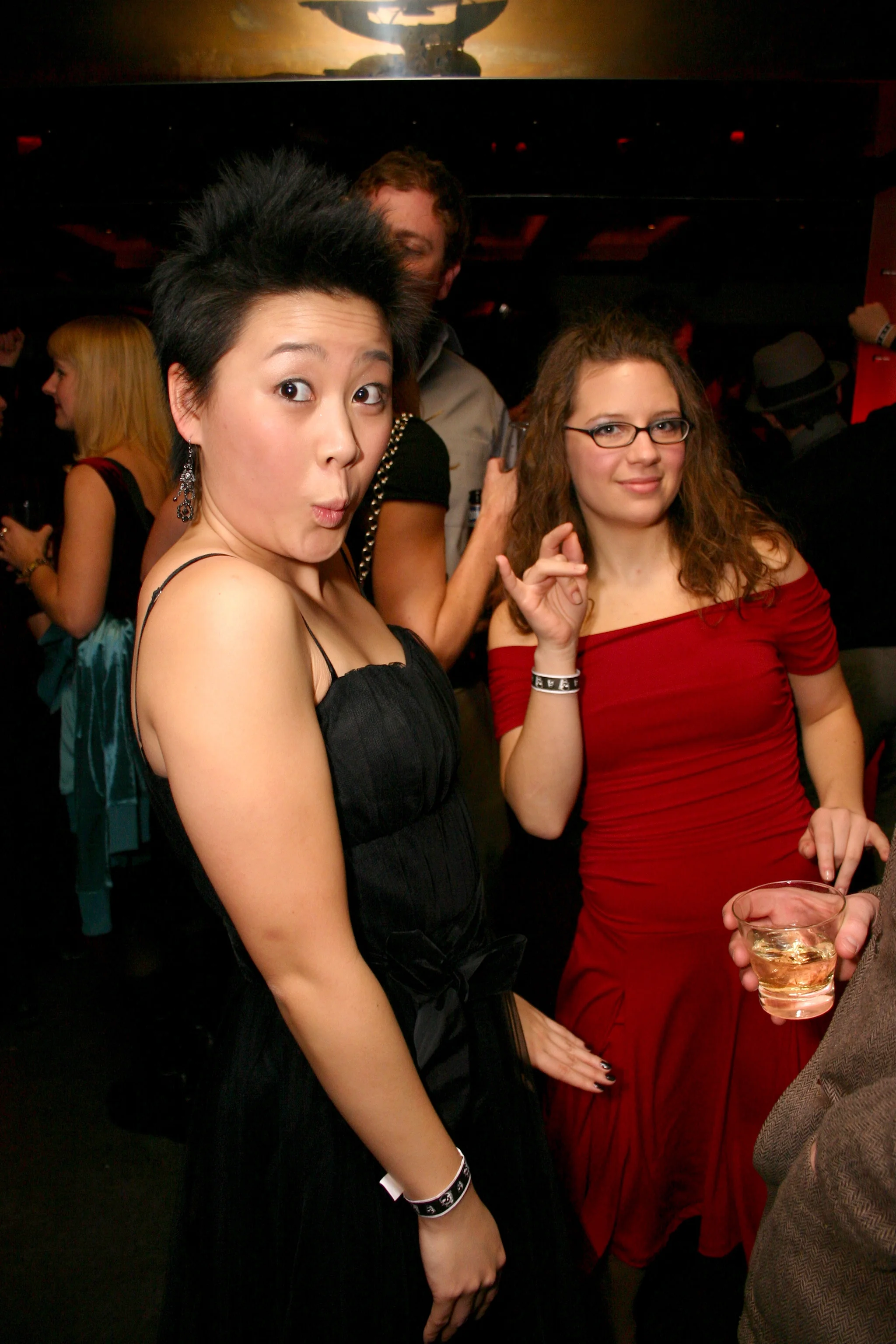 Barbaria Holiday Party 2005 - 170.JPG