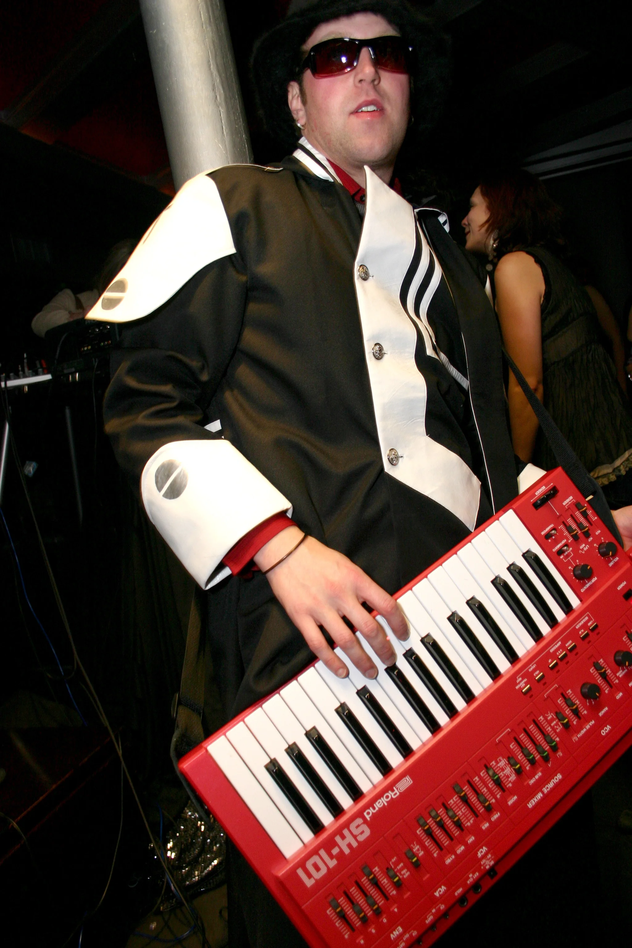 Barbaria Holiday Party 2005 - 217.JPG