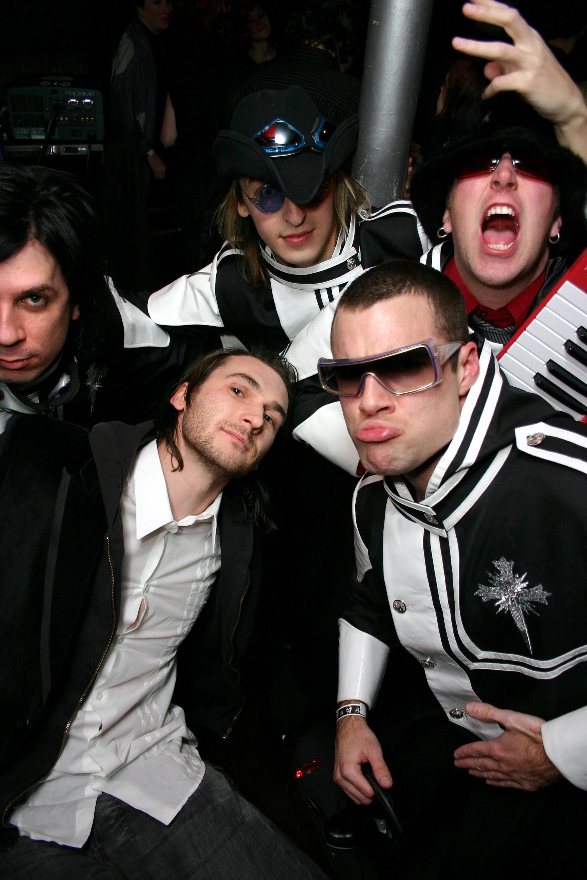 Barbaria Holiday Party 2005 - 248.JPG