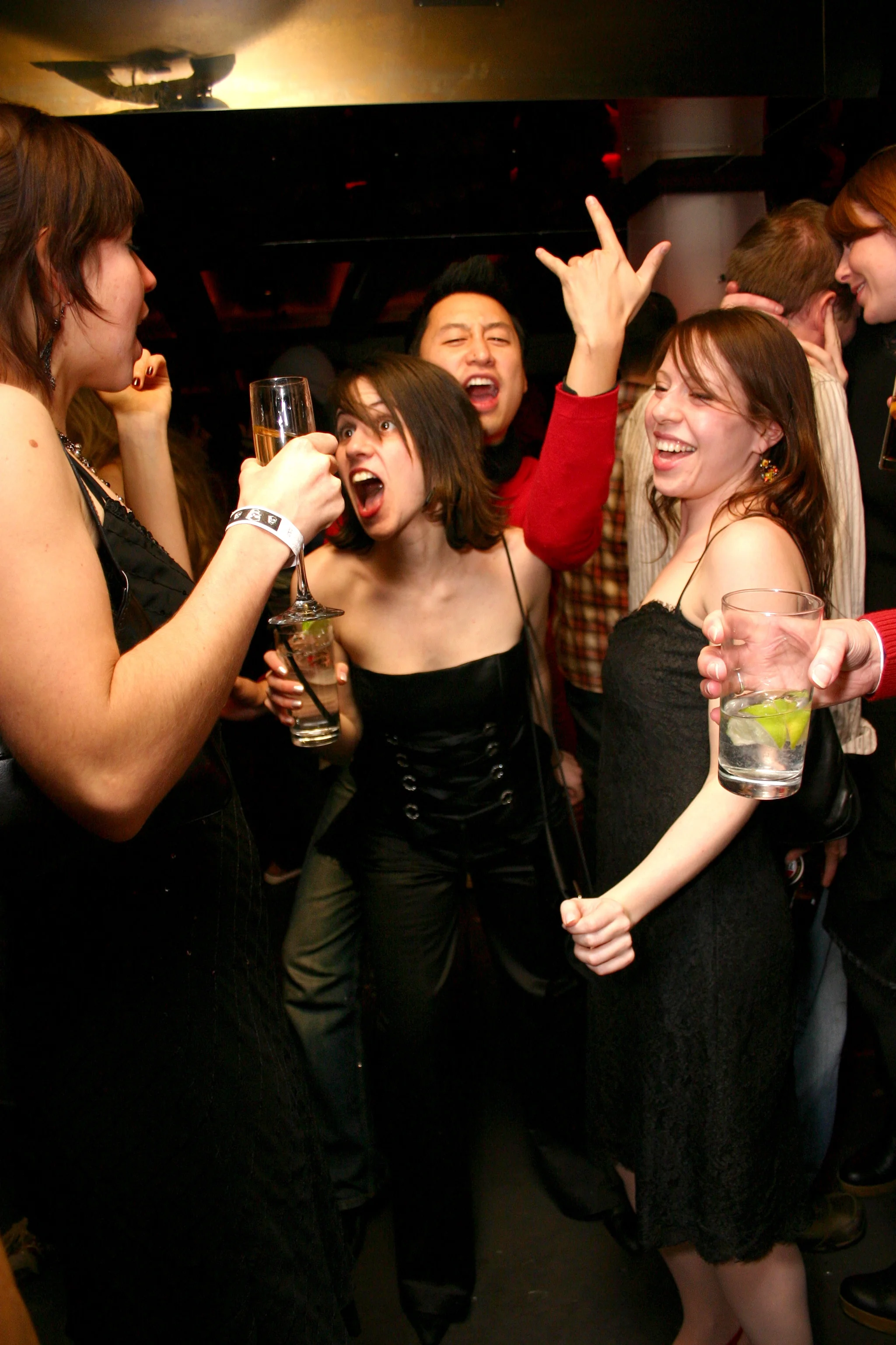 Barbaria Holiday Party 2005 - 290.JPG