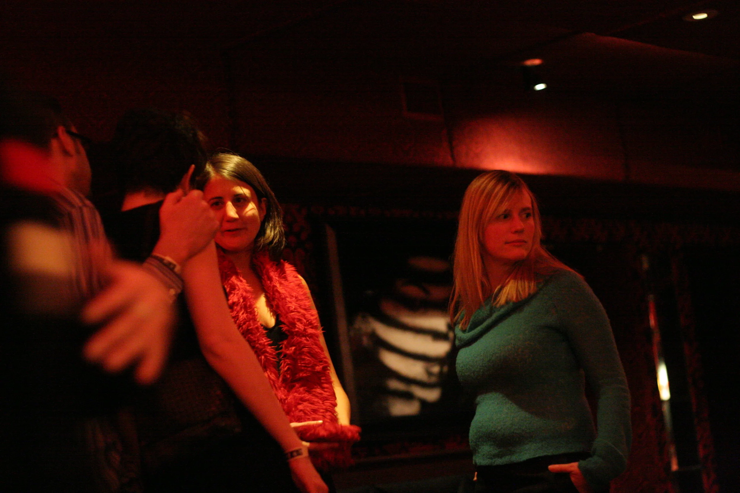 Barbaria Holiday Party 2005 - 489.JPG