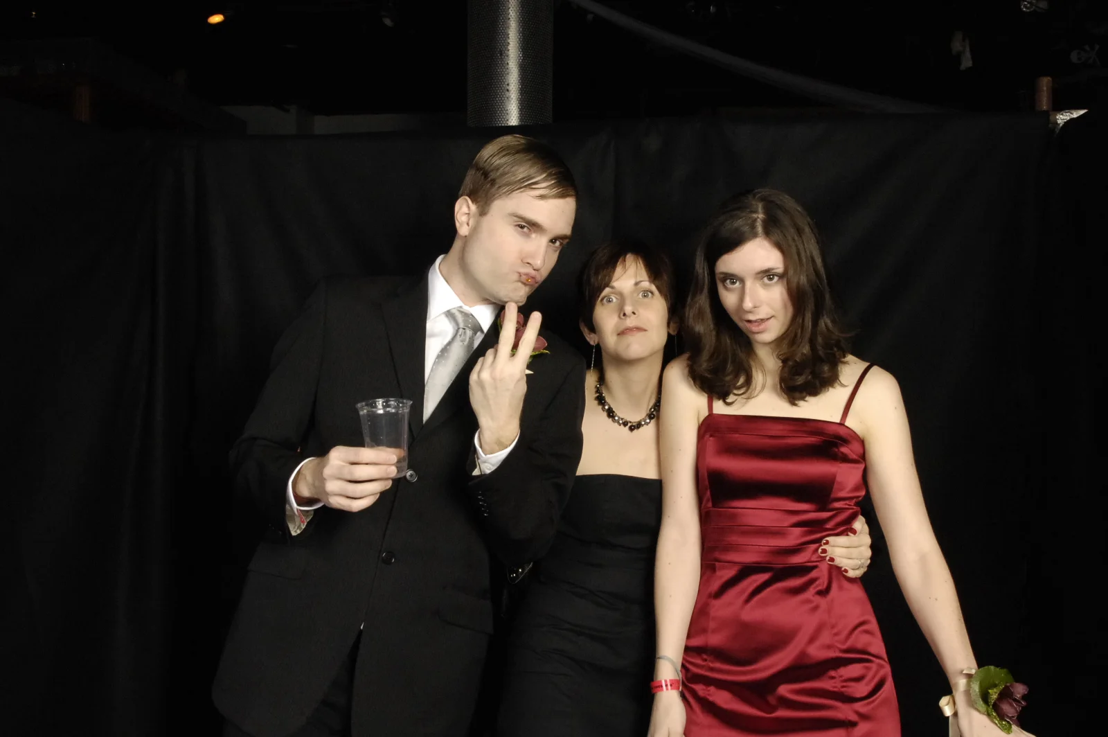 TBG 2006 Holiday Photobooth - 73.JPG