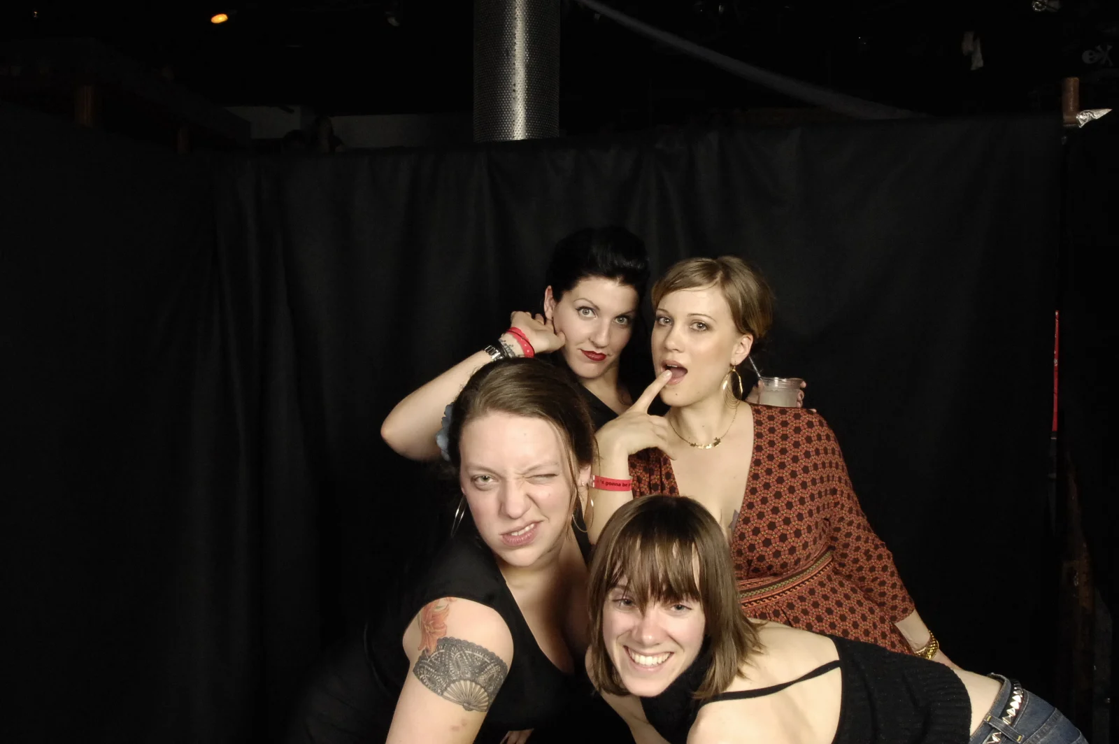 TBG 2006 Holiday Photobooth - 296.JPG