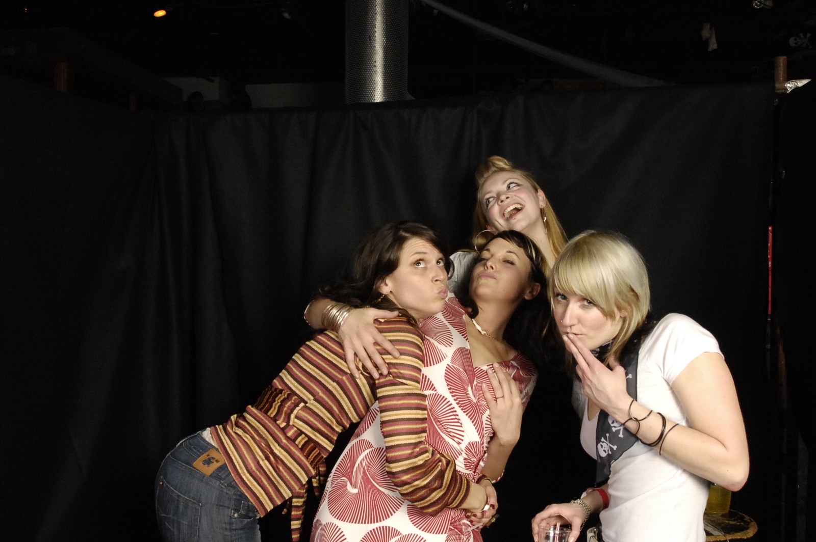TBG 2006 Holiday Photobooth - 328.JPG