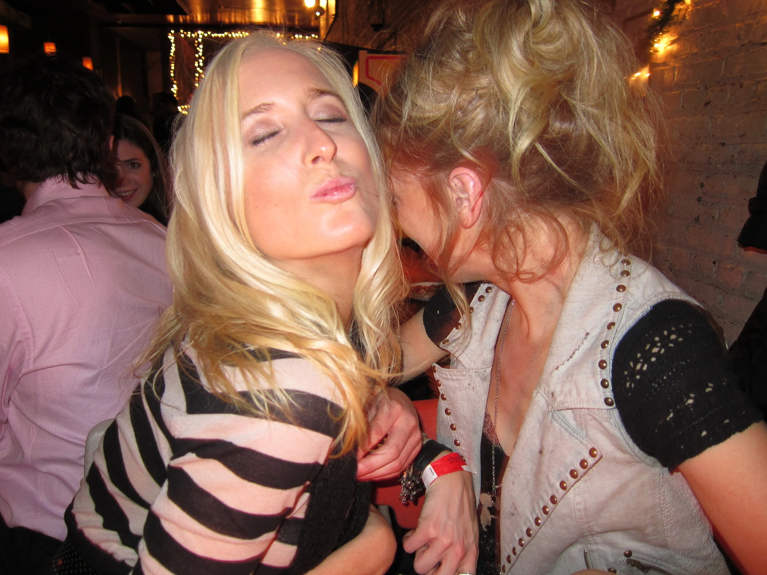 Barbarian 2009 Holiday - 84.JPG