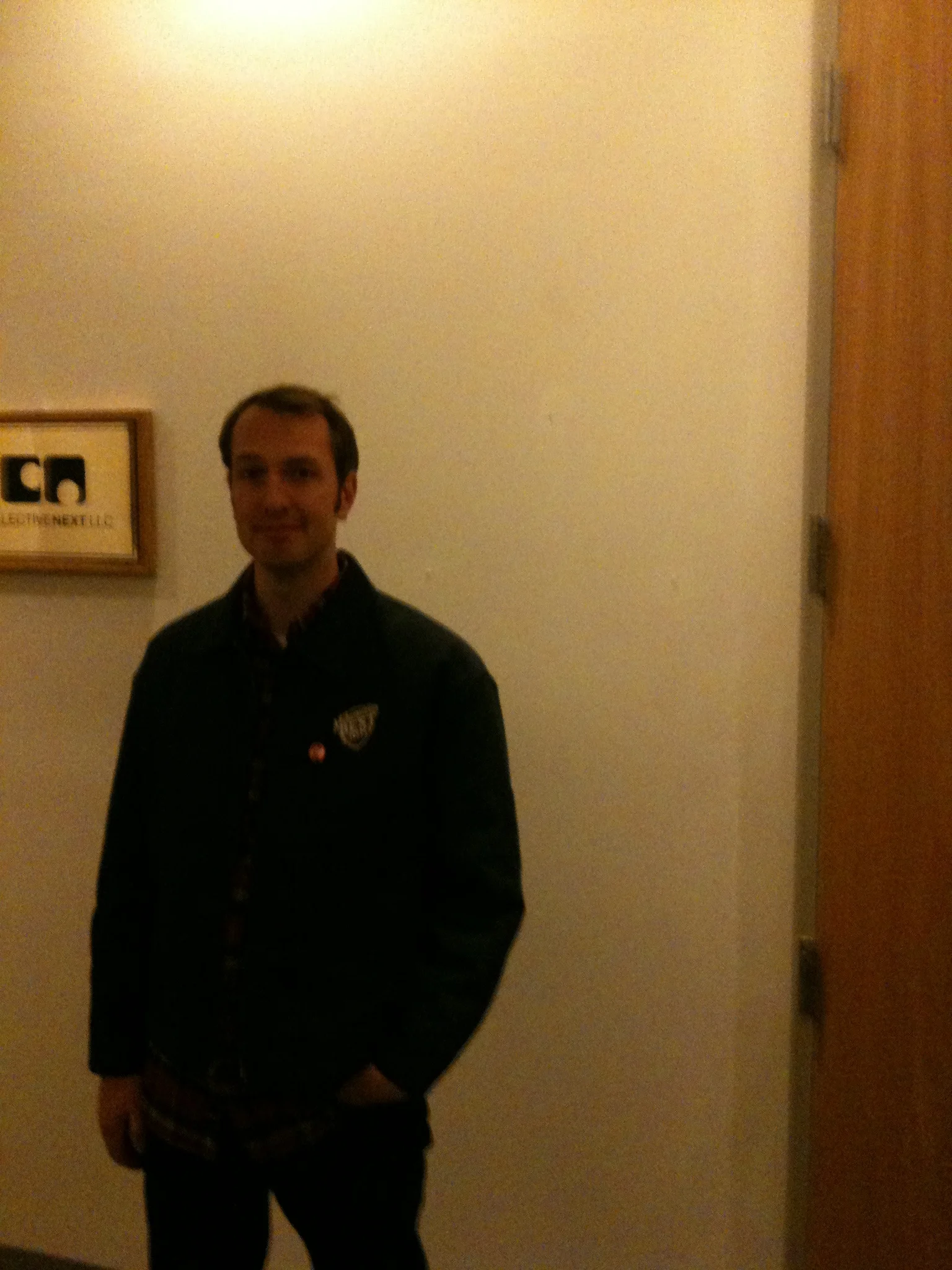 Barbarian 129 South St Boston Move In 2009 - 11.JPG