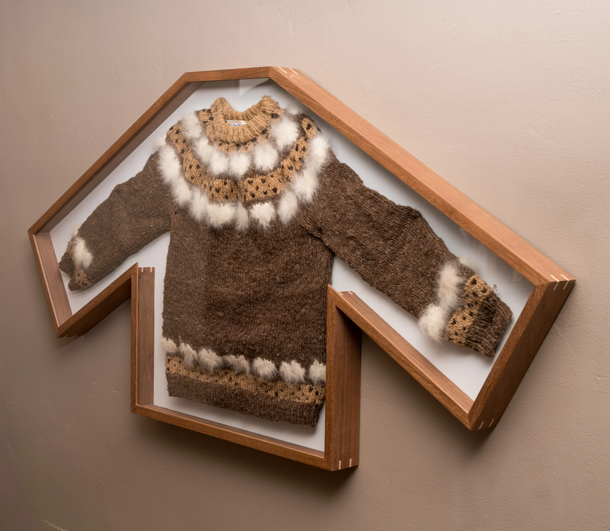 SweaterFrame_web-2.jpg