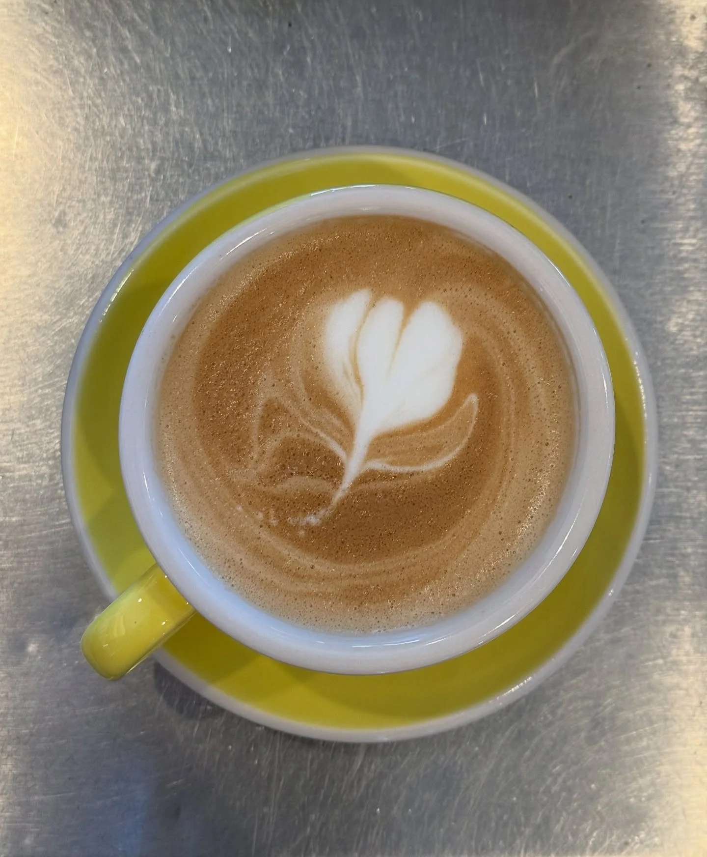 Manifesting mug season 🍁
&bull;
&bull;
&bull;
&bull;
&bull;
#verbenaparlor #verbenaparlorandsocialhouse #dallastx #dallastexas #dfw #cafe #caf&eacute; #espresso #latte #latt&eacute; #smallbusiness #shopsmall #localbusiness #shoplocal #gevacoffee