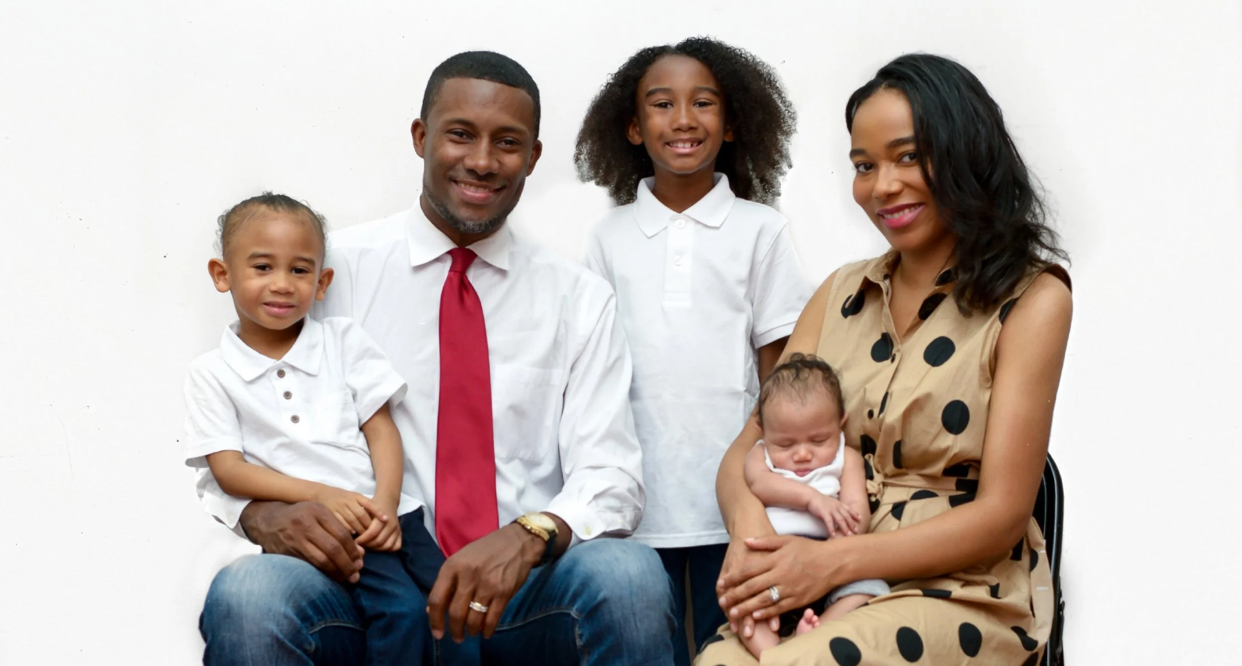 "In order to deliver real change in Pasadena it is going to take a leader who has 20/20 vision and embodies the empathy combined with experience to make decisions that benefit all, not just the few." -Major Williams