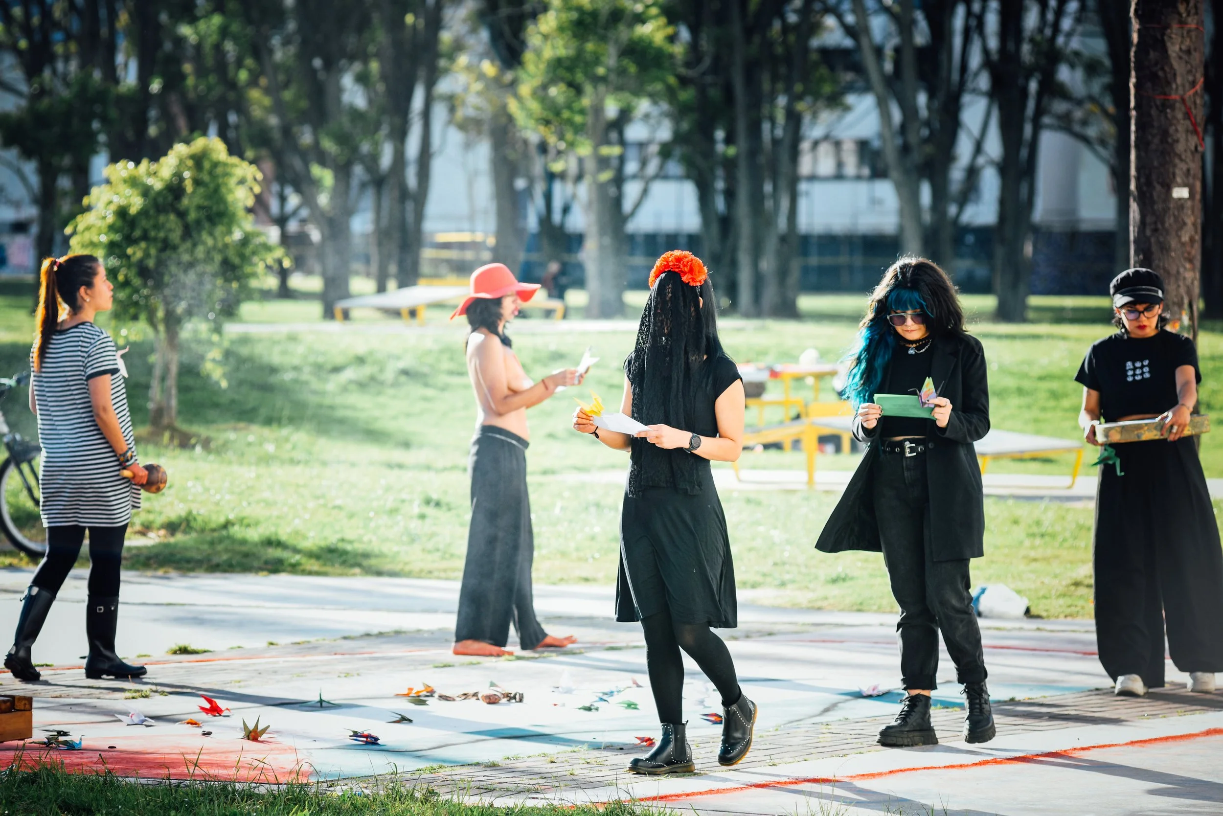 PERFORMANCE V_5899.jpg