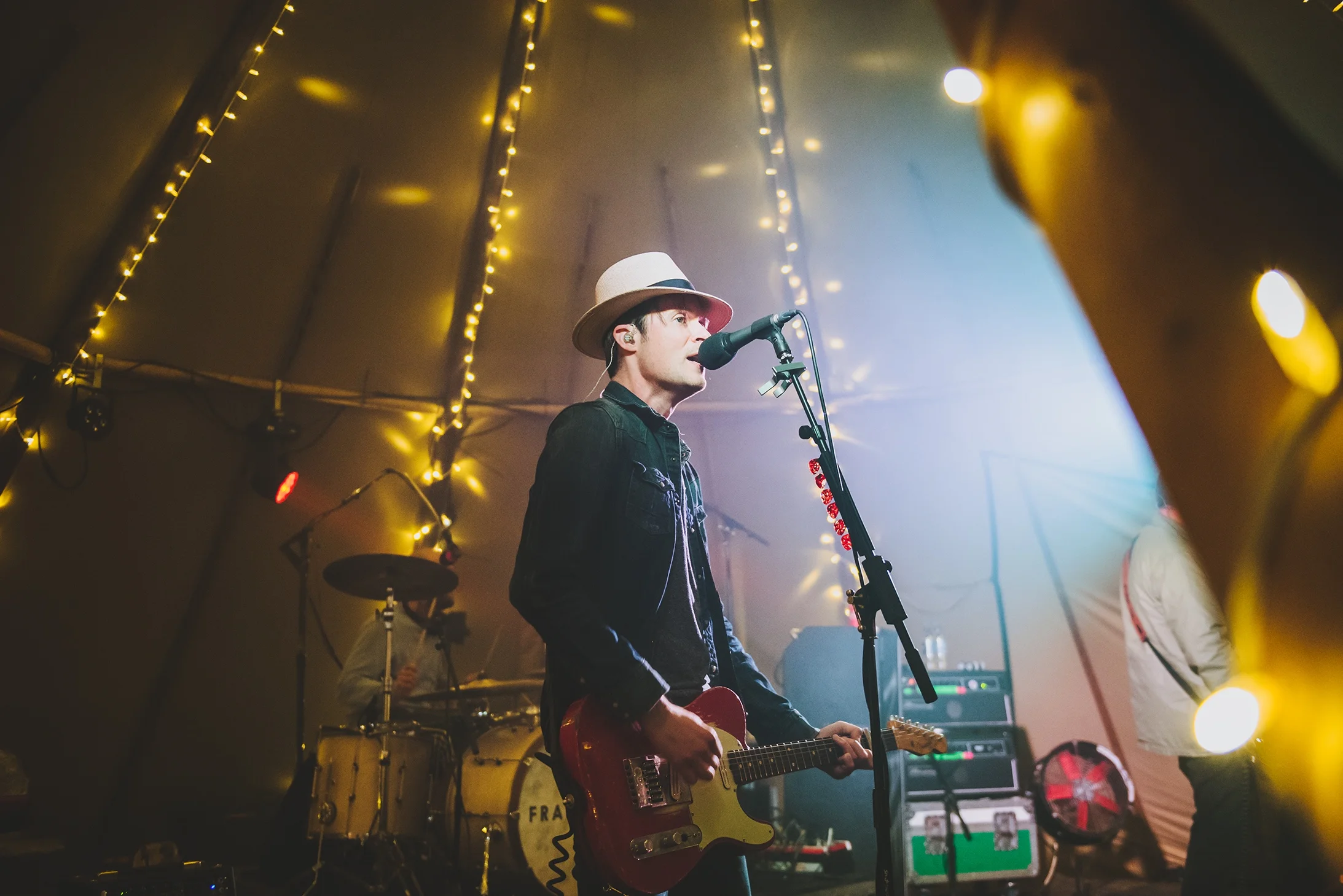 If you’re looking for an audio system or dancefloor for you wedding, party, corporate event or festival, we can help. Delivery, installation and collection come as part of the package alongside our giant tipi tents. 