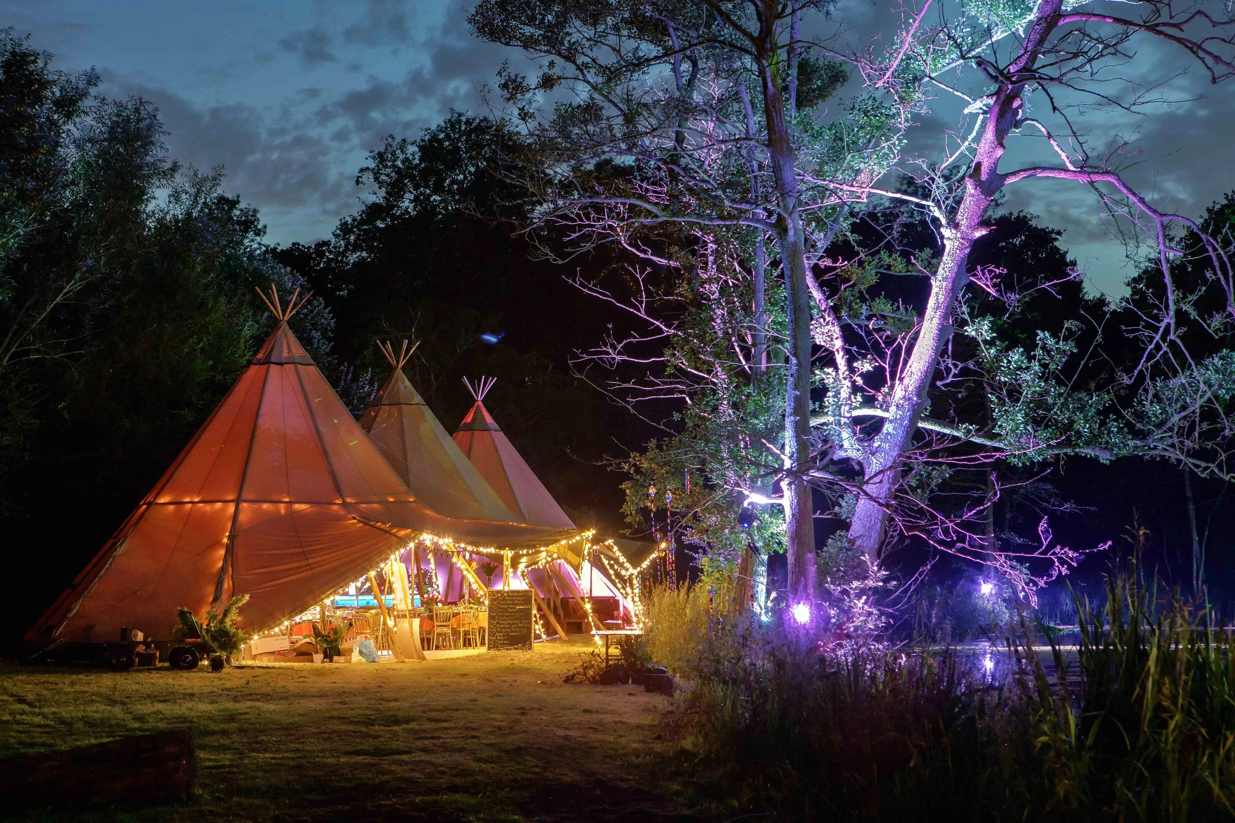 Tipi tent hire in the United Kingdom for weddings, parties, corporate events and festivals. Our beautiful tipi tents come with beautiful furniture, decor and interiors and plenty of event project management experience.
