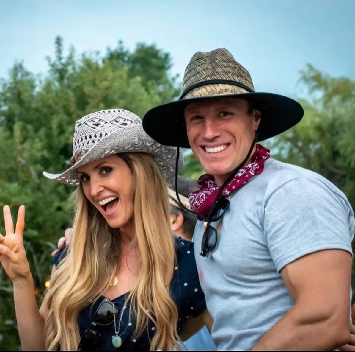 So yes, we are writers/performers, but we also spend a lot of time at our Inn in southern Vermont @farmroadestate, right near @mountsnow. This weekend is our 5th annual music festival and we&rsquo;ve got quite the lineup! 5 years ago it started as ou