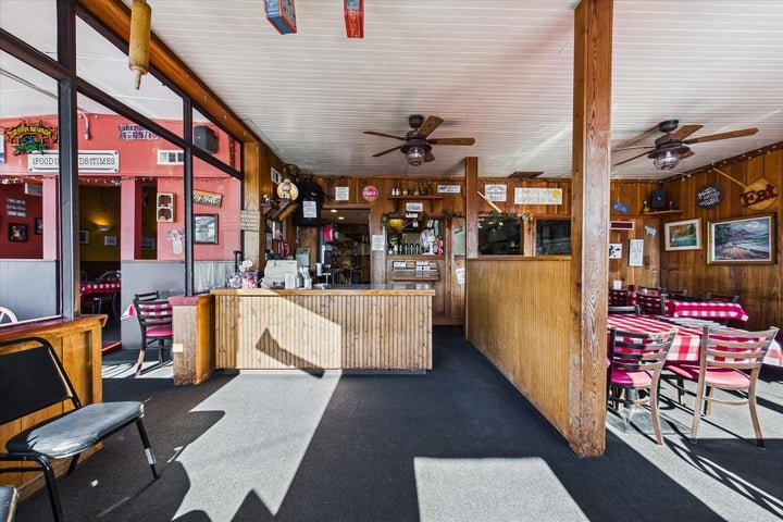 607mainfer18.jpg