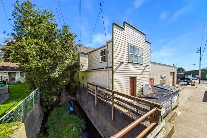 607mainfer54.jpg