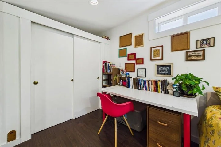 1101mainfer70.jpg