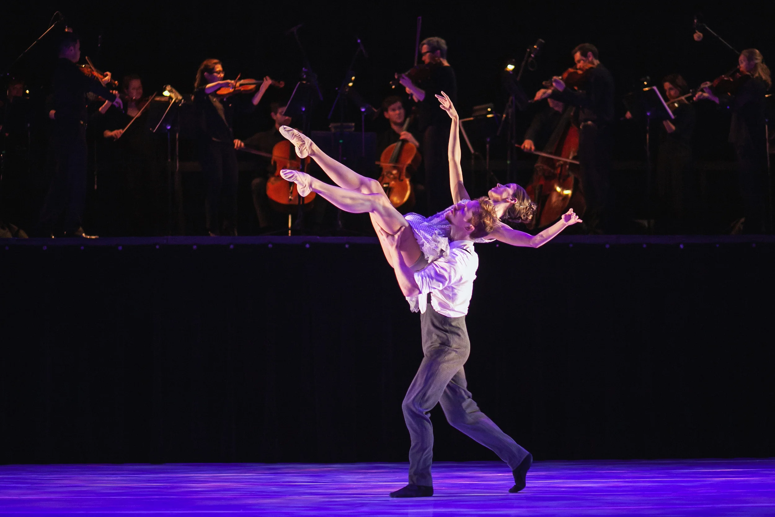 Wonderbound_s-Amy-Giammarrusco-and-Ben-Youngstone-in-Garrett-Ammon_s-Madness-Rack-and-Honey-with-the-Colorado-Symphony_Photo-by-Amanda-Tipton_2018.jpg