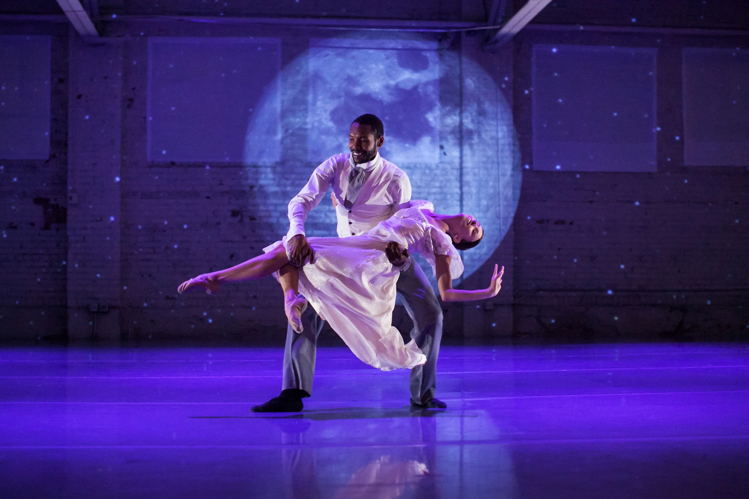 Wonderbound's Amy Giammarrusco and Damien Patterson in Garrett Ammon's Snow with Jesse Manley & His Band. Photo by Amanda Tipton . 2016.