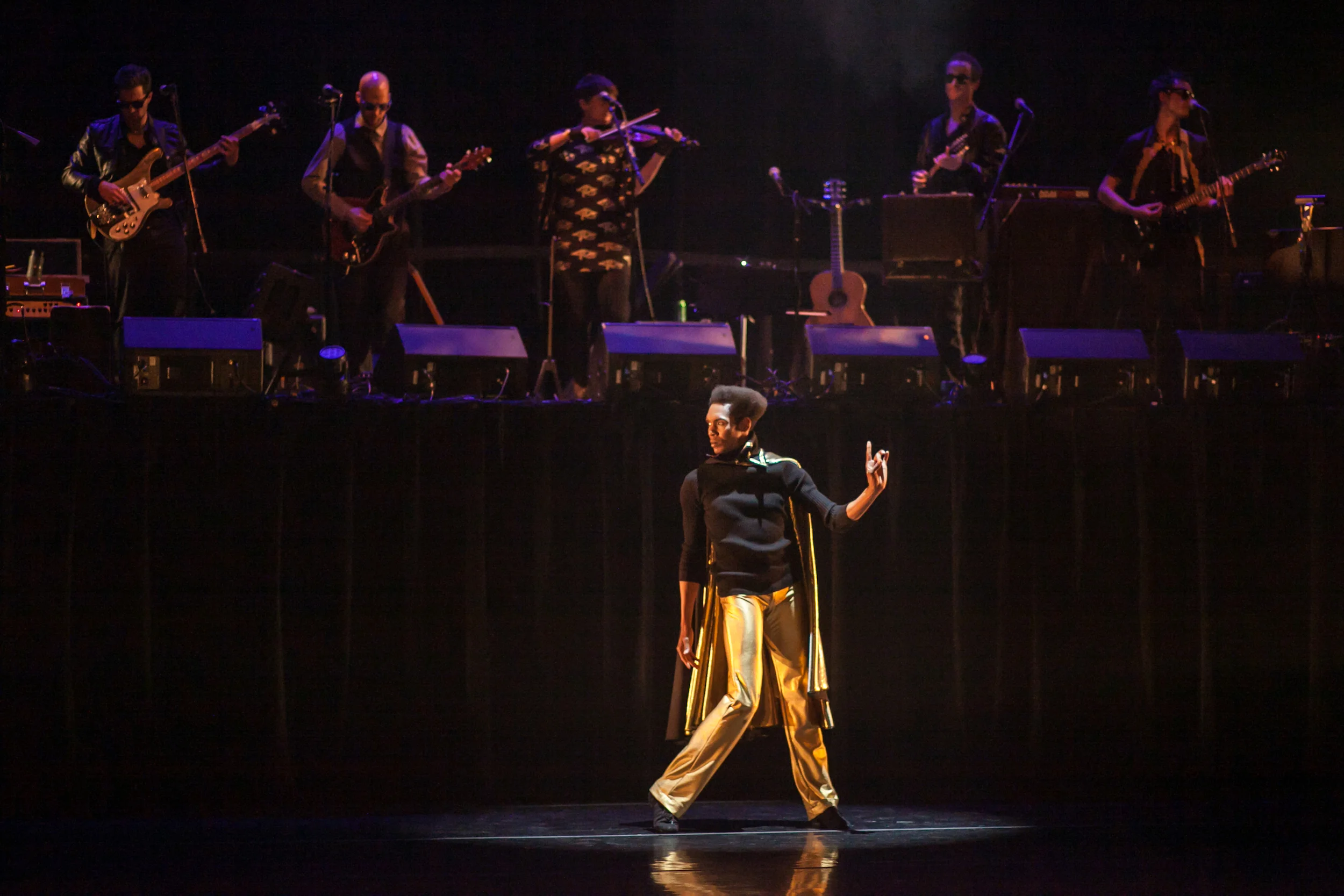 Wonderbound's Damien Patterson in Sarah Tallman's Unbroken Sky with Chimney Choir and Ian Cooke Band. Photo by Amanda Tipton . 2016.