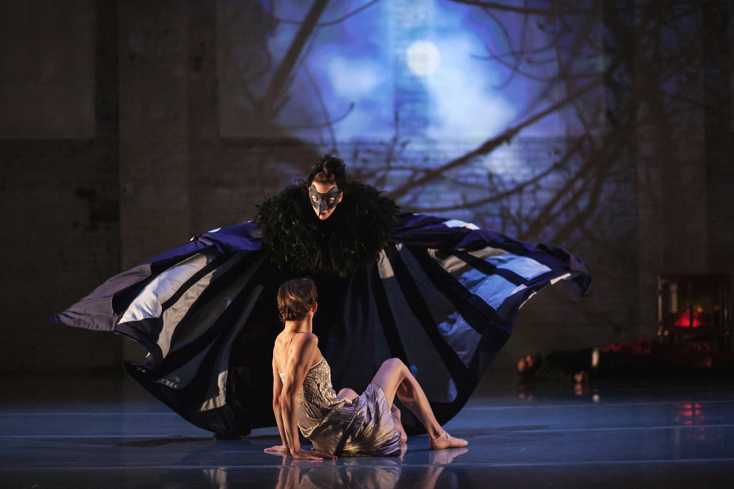 Wonderbound's Meredith Strathmeyer and Candice Bergeron in Garrett Ammon's Winter with Jesse Manley & His Band. Photo by Amanda Tipton . 2014.