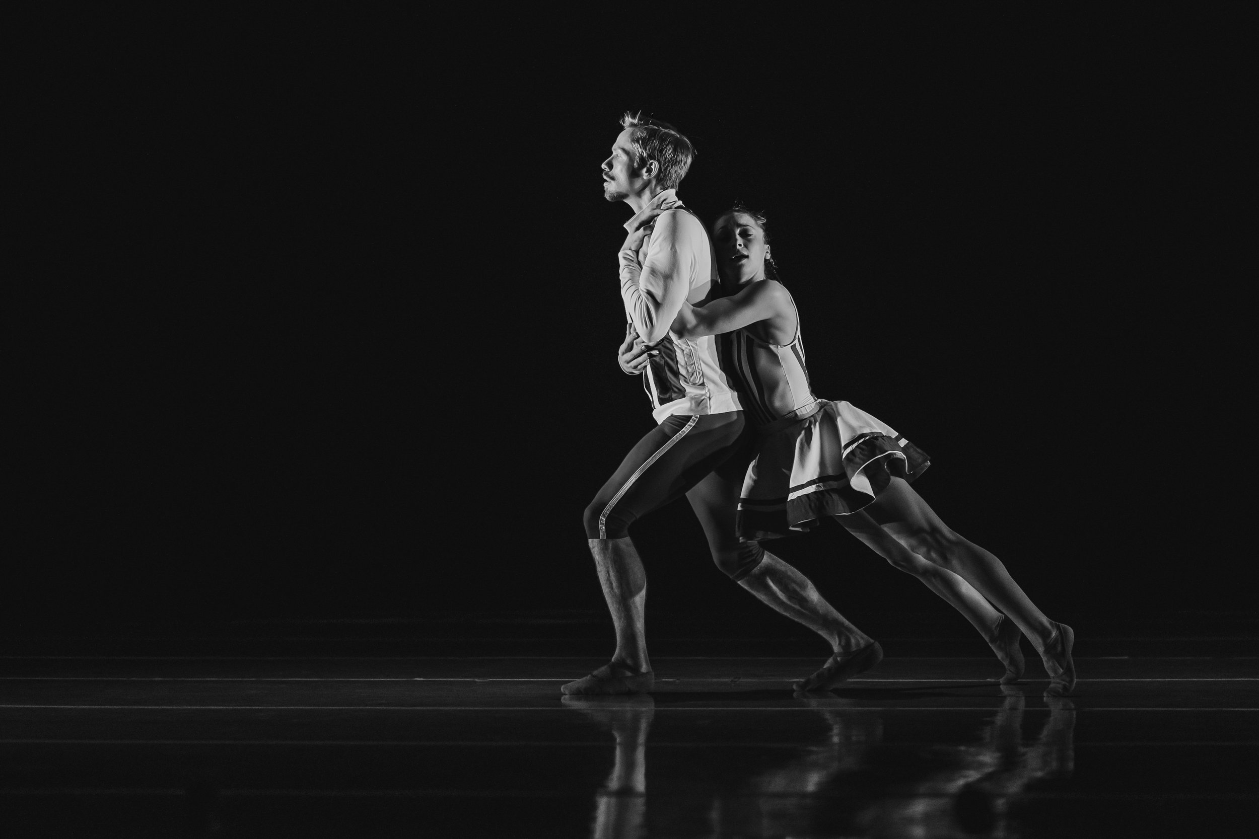 Wonderbound-dancers-in-Cupid_s-Playground-with-the-Colorado-Symphony_photo-by-Amanda-Tipton_201920.jpg