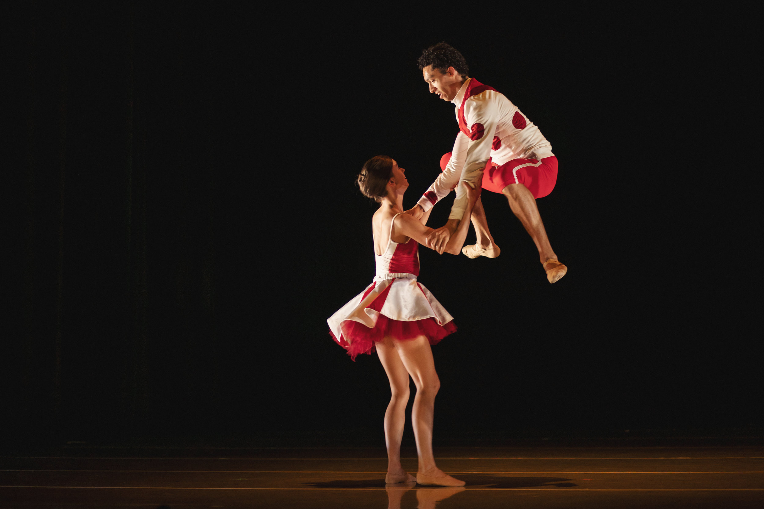 Wonderbound-dancers-in_Cupid_s-Playground_with-the-Colorado-Symphony_Photo-by-Amanda-Tipton_201922.jpg
