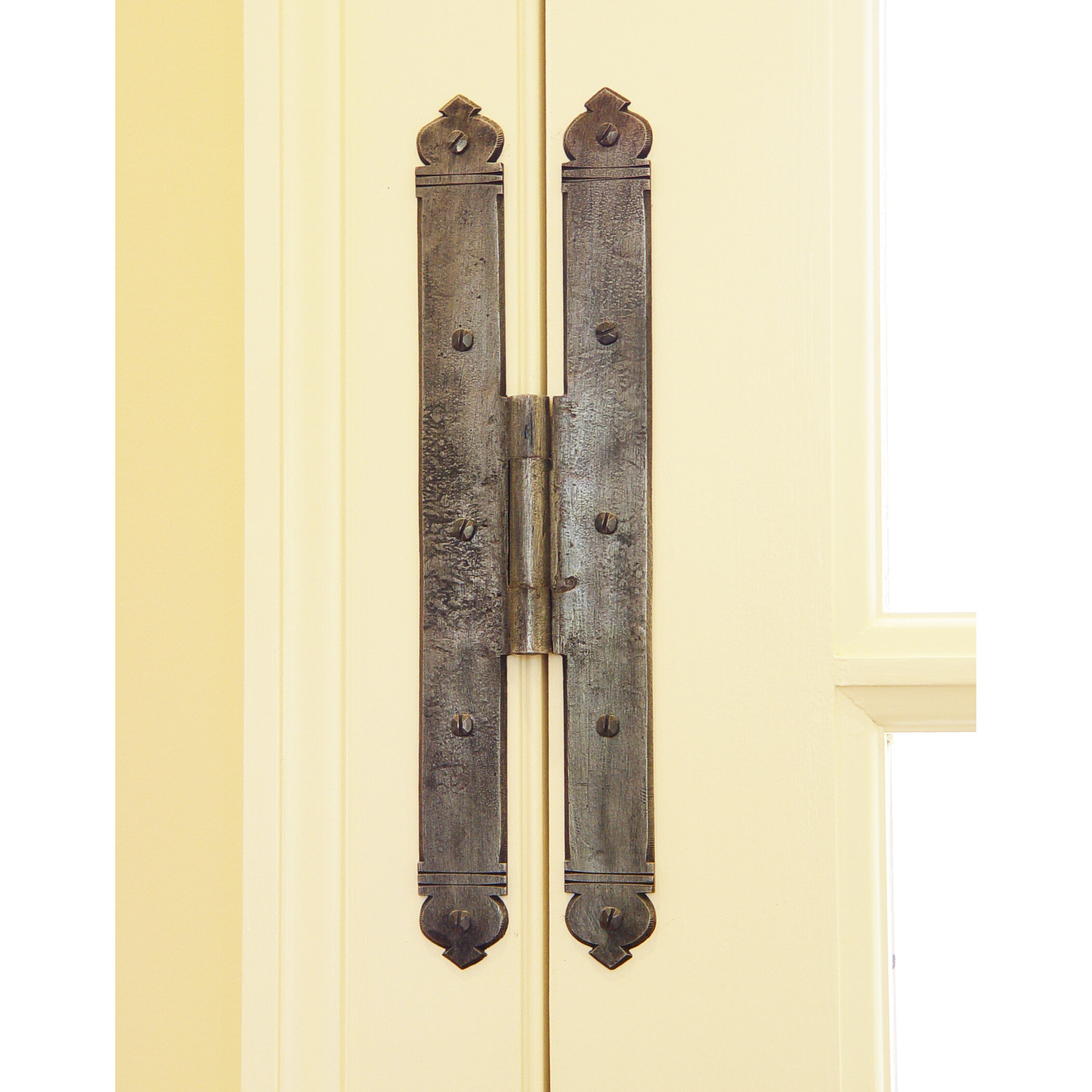 12" Fire welded foliated H Hinge, installed