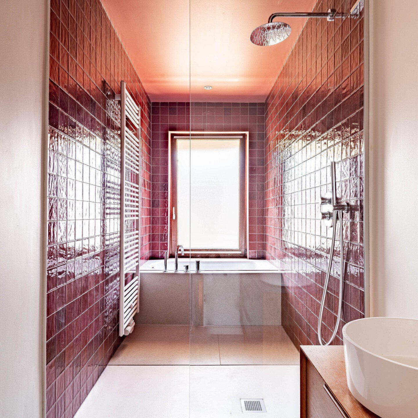 &lsquo;The Wetroom&rsquo; - Enjoying both a bath and a shower without compromising on natural light and space in just 6.3m&sup2; is a bliss. 
By making slight layout adjustments, this design challenge resulted in a unique and personalized solution.
S