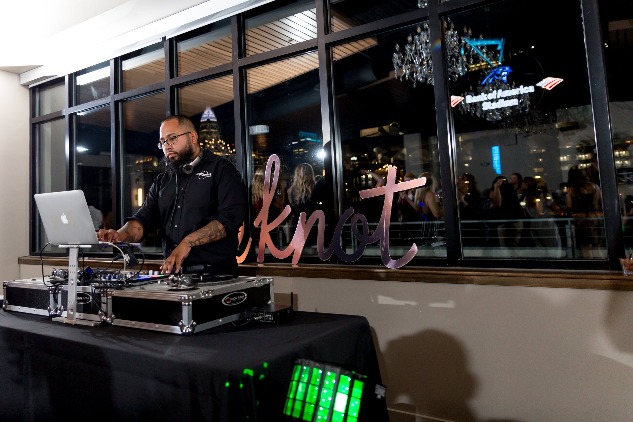 Split Second Sound DJ at The Knot Charlotte Mixer