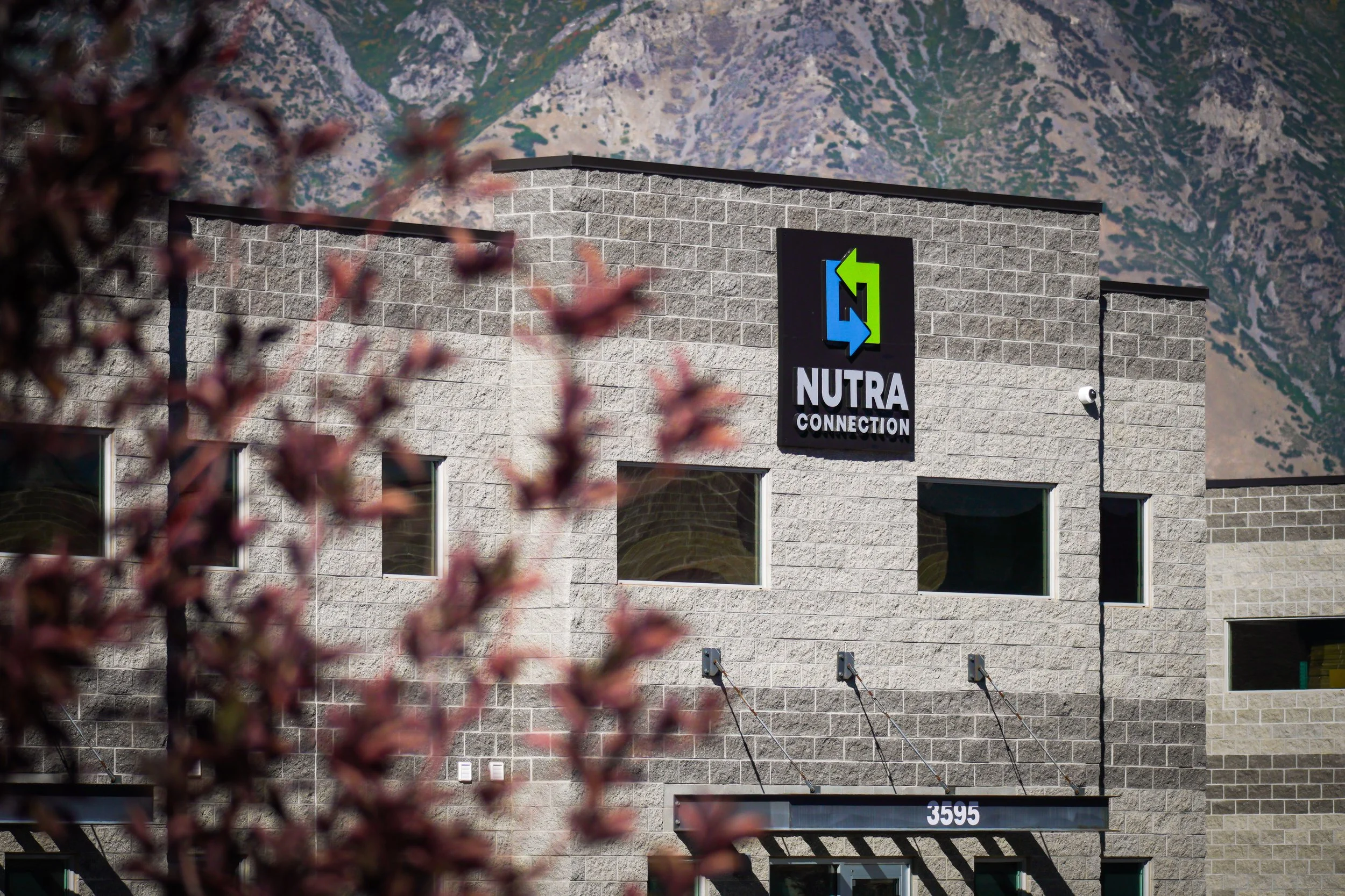 Front of Nutra Connection's Manufacturing Facility in Spanish Fork, Utah