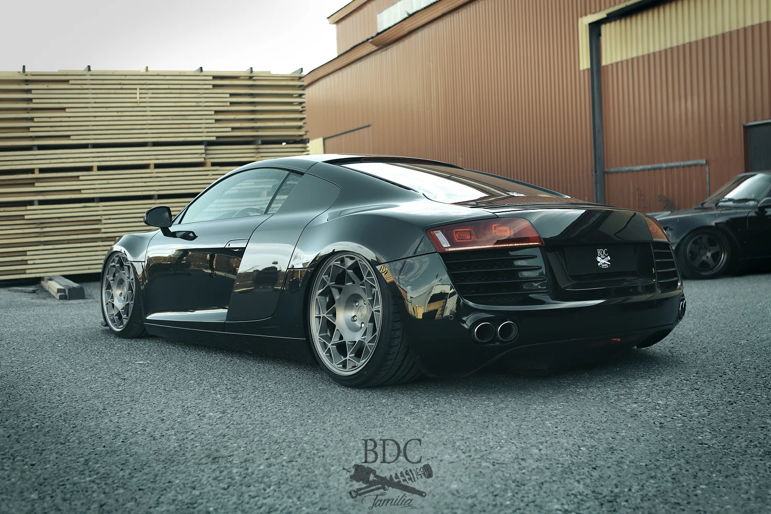 R8-2016-05.jpg