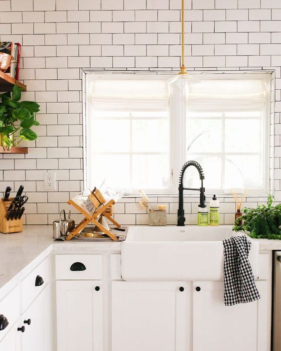 kitchen+faucet.jpg