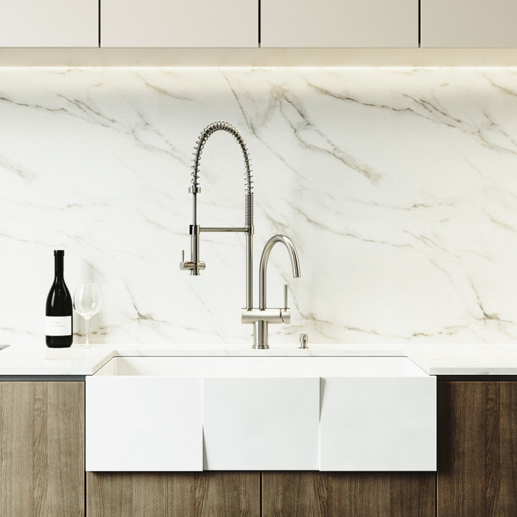  Pull-Down kitchen Faucet by VIGO Industries for your farmhouse kitchen! 
