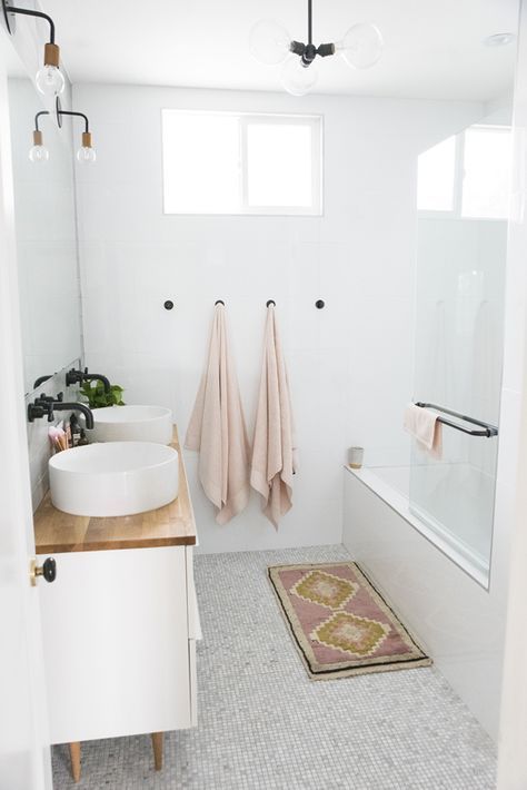  Minimalist Bathroom design Ideas! www.blog.vigoindustries.com 