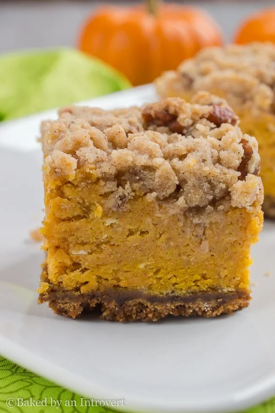 Pumpkin cruble bars.jpg