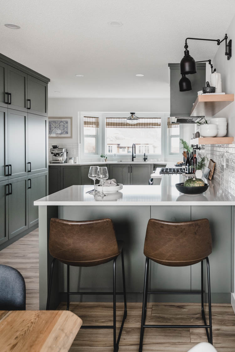  6 Common Kitchen Remodeling Myths! | VIGO Industries - Kitchen Sinks and Faucets - Kitchen Remodels - Home Interior - Kitchen Design Ideas - Kitchen Inspiration 