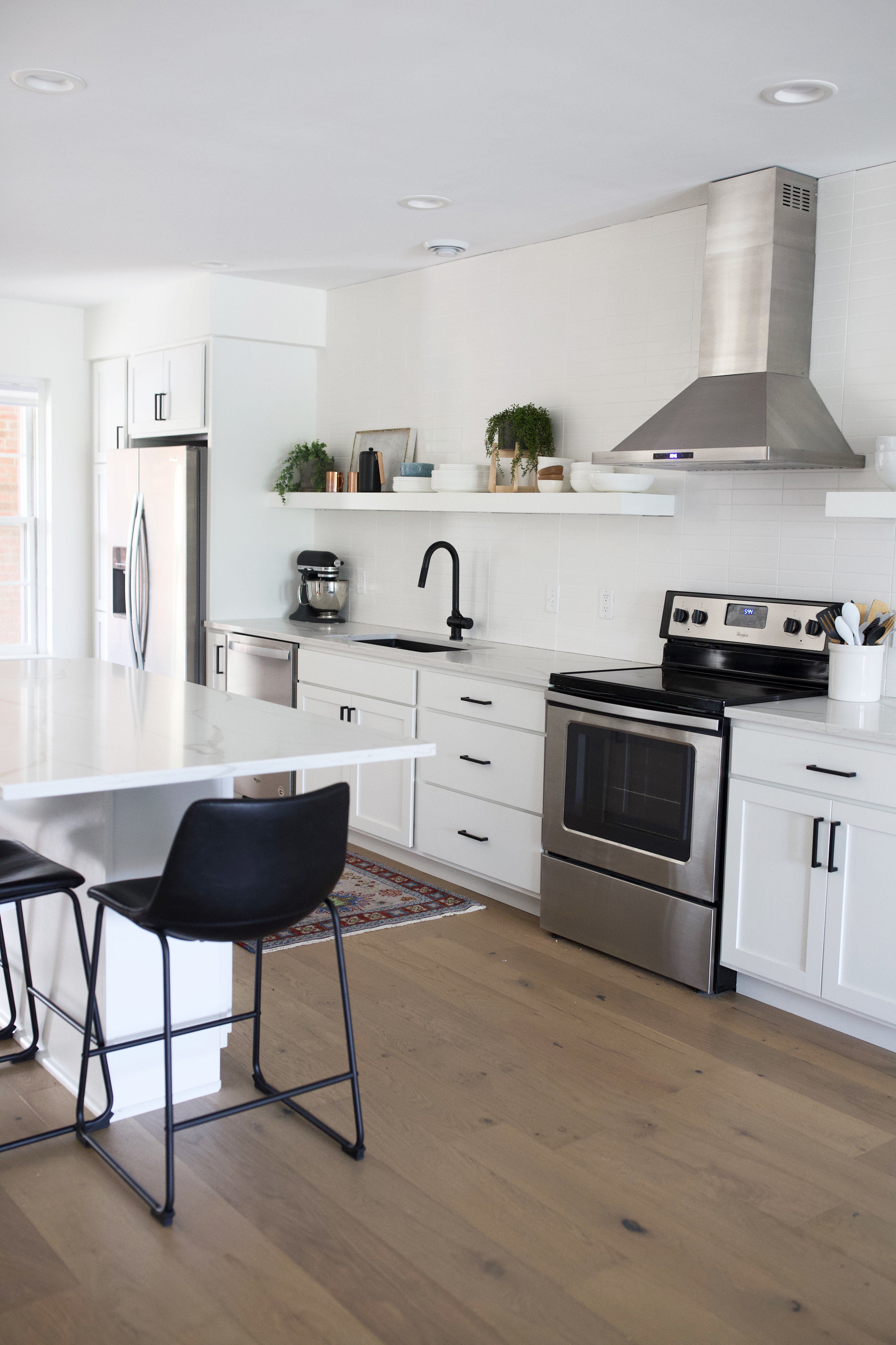  UNIQUE OPEN PLAN KITCHEN LAYOUT IDEAS FOR 2020 | VIGO Industries - Kitchen Sinks and Faucets Design Ideas - Home Interior 