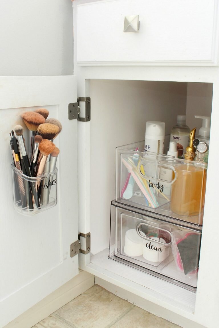 bathroom-cabinet-organization-1-Clean-and-Scentsible-768x1152.jpg