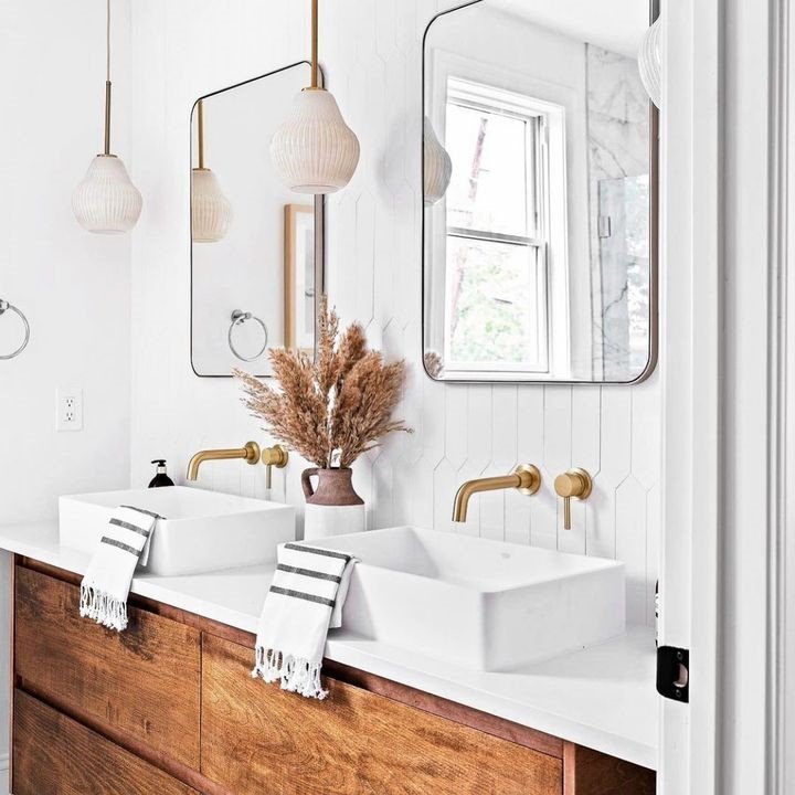 Simple Bathroom Designs to Refresh Your Space