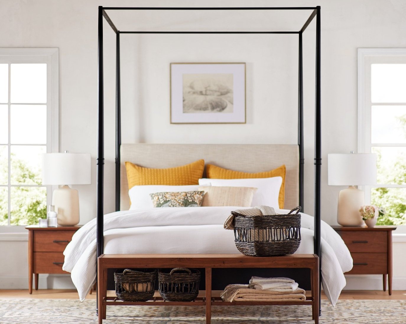 2023_Q2_Traditional_Bedroom_Sisley_Basket_Sell_Final.jpg