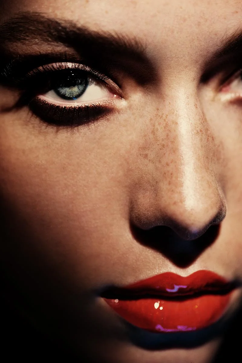  MODEL: HANNAH FERGUSON 