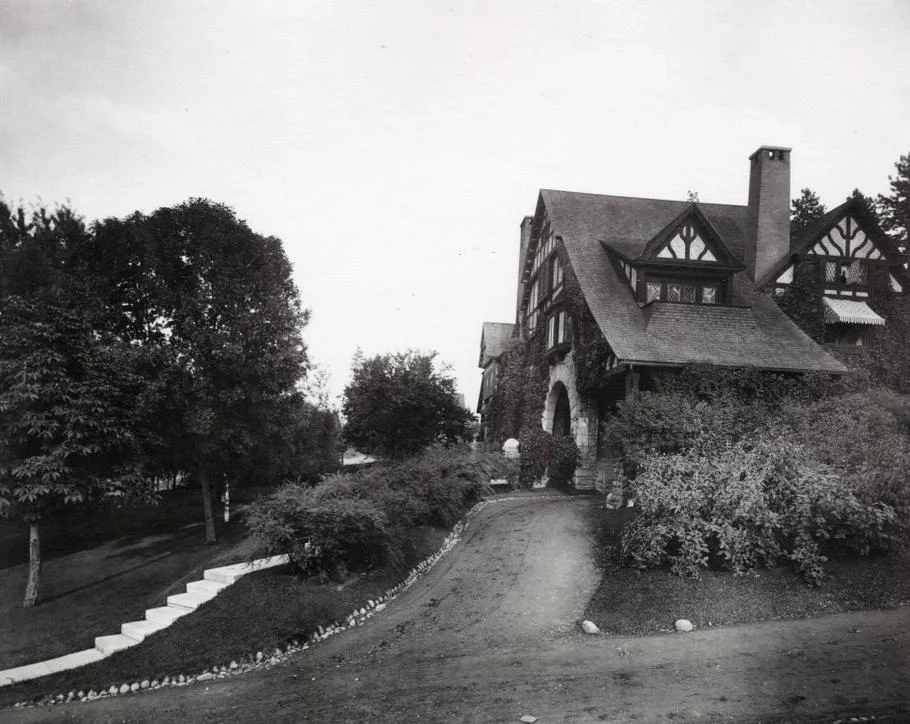 srx_Glover_Mansion_1908_r910x724.jpg