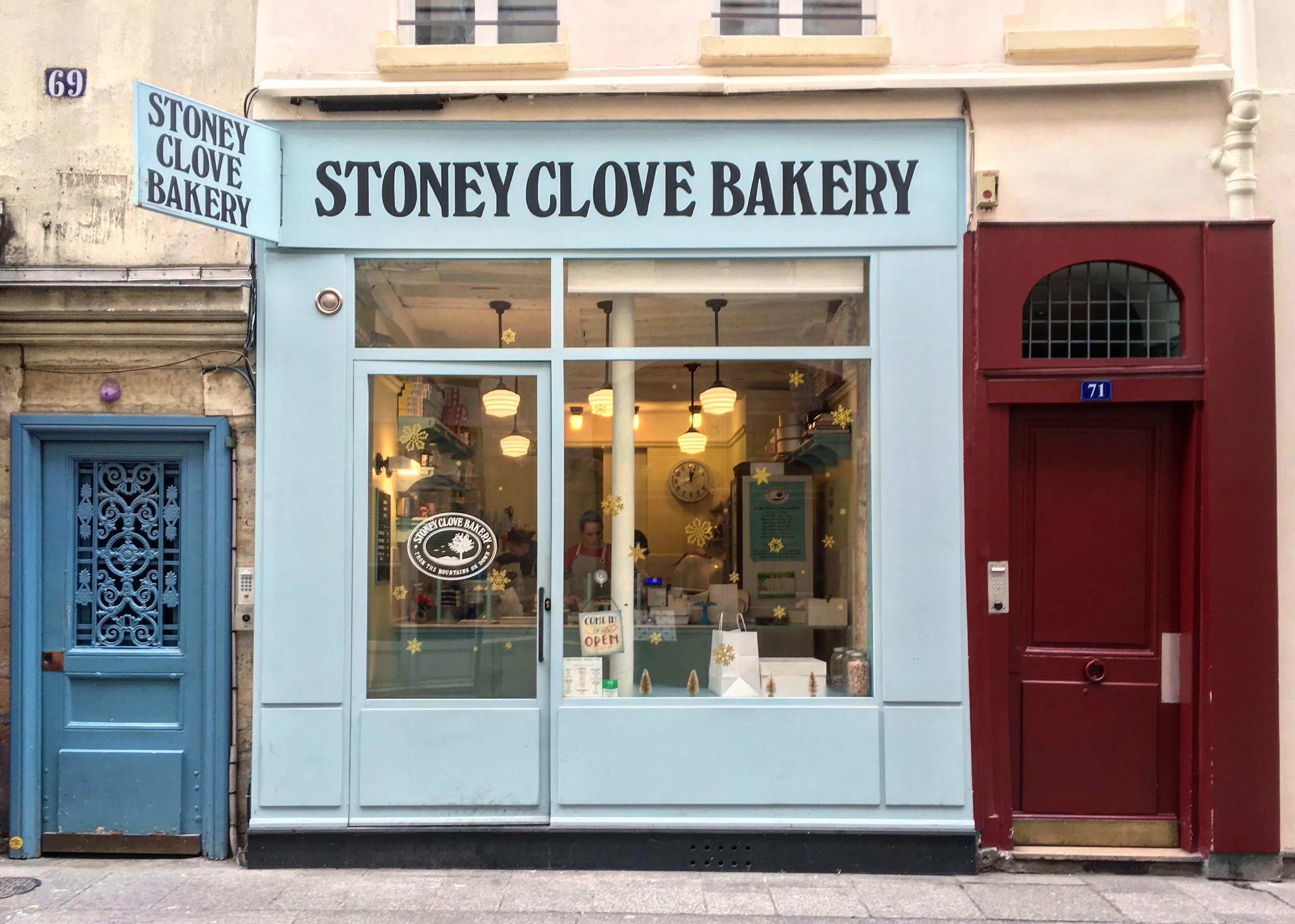Taking in this sweet store front was a treat in and of itself!