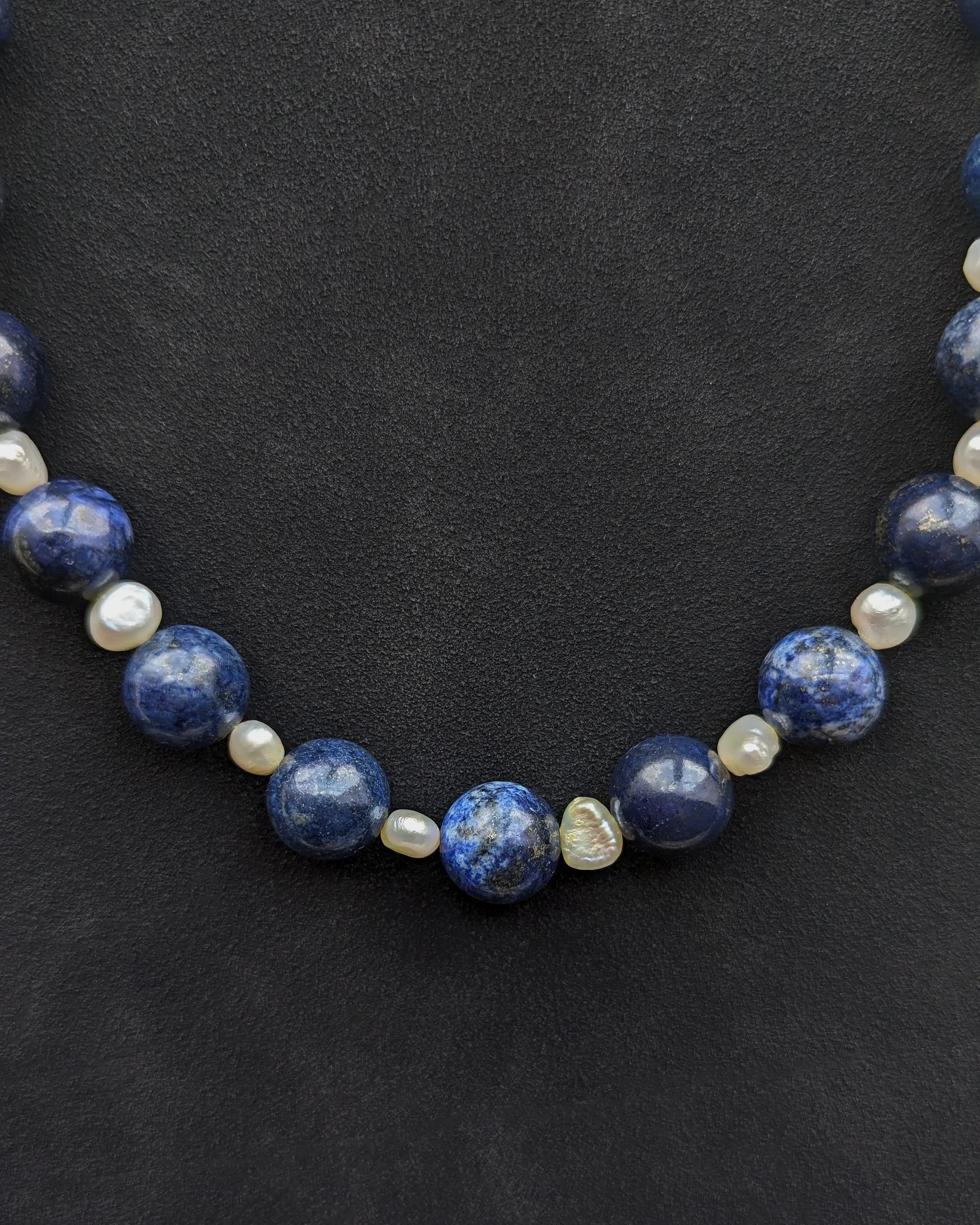 Lapis-Pearl-3.jpg