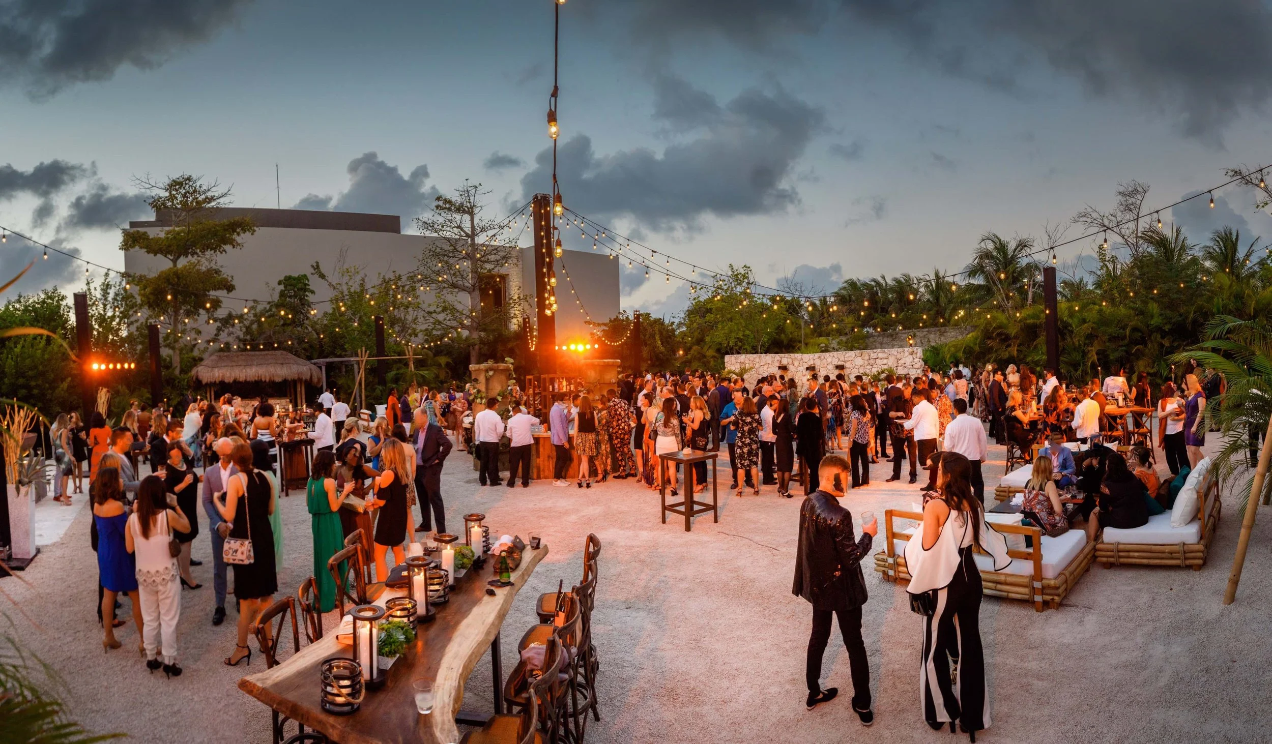 561_LVAWARDS__R7_8969-Pano-Edit.jpg