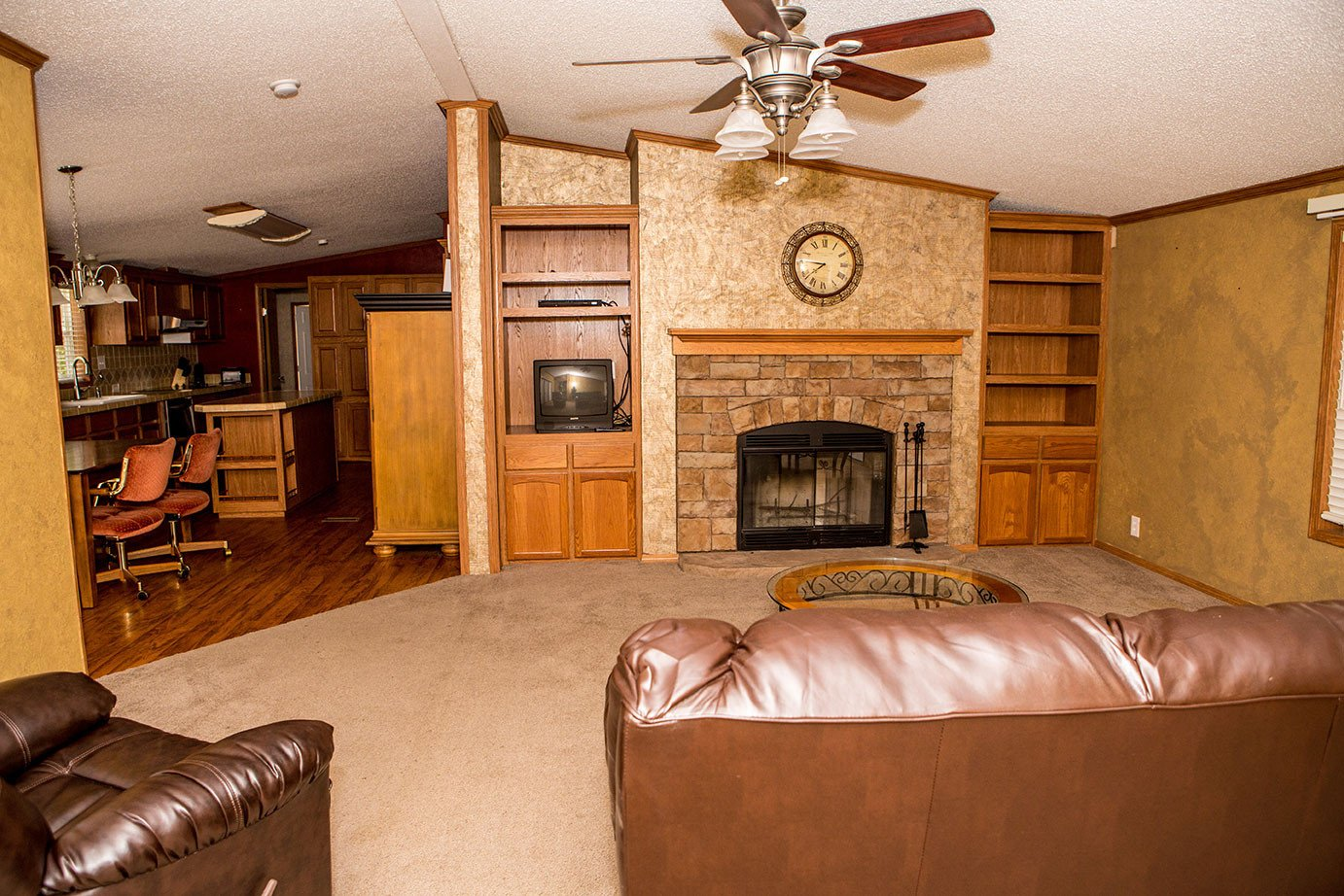 large cabin living room.png