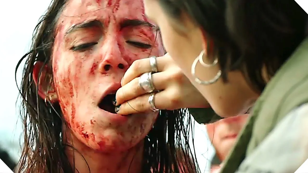 Bad Girls Die First Horror Podcast _ Raw_eating