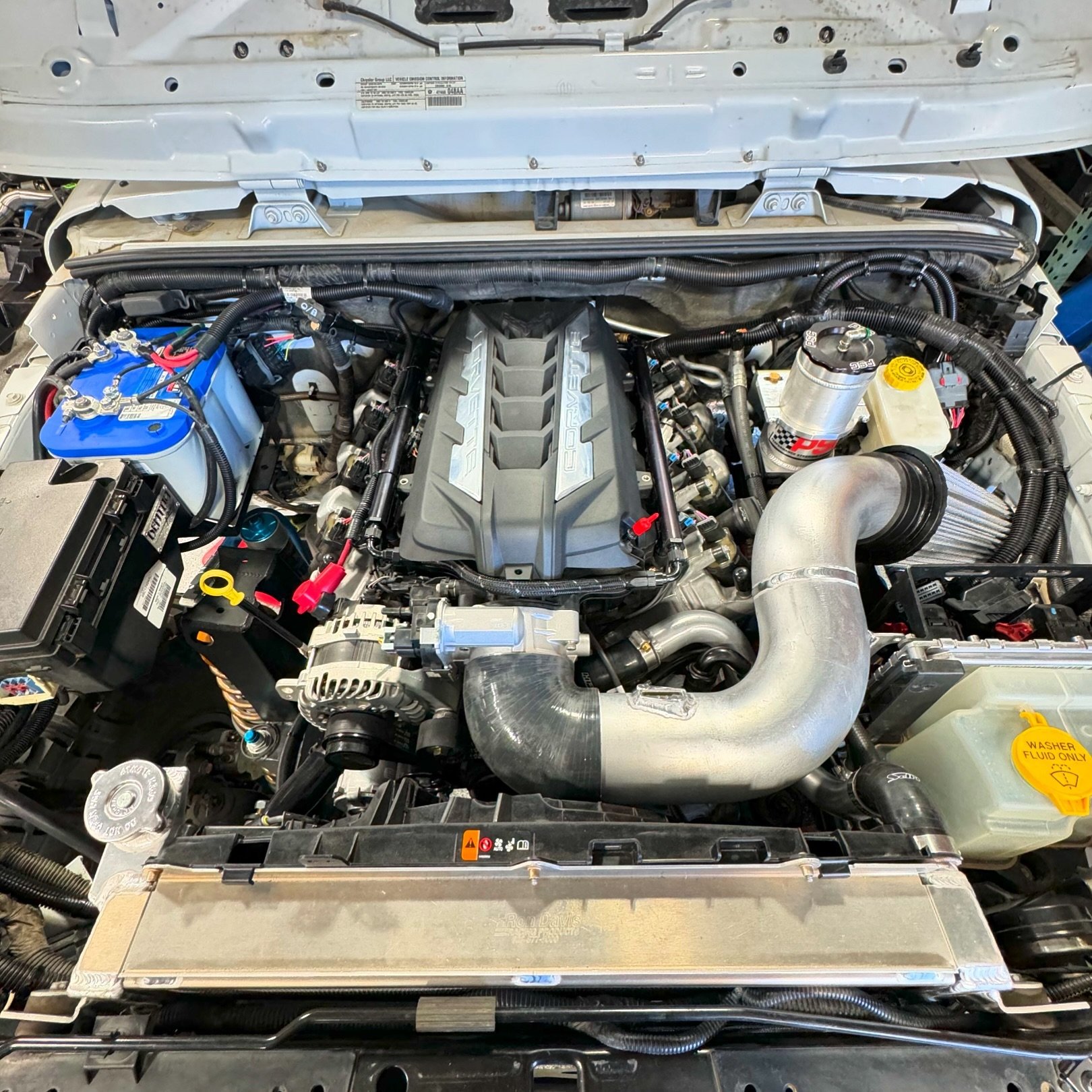 The @mastmotorsports L8T conversion is nearing completion for @sgtjeep.  This is an LT based 6.6liter engine making 600hp, backed by a 6l90e trans and an atlas transfercase.  The difference on this one is that engine has been converted to run on a st