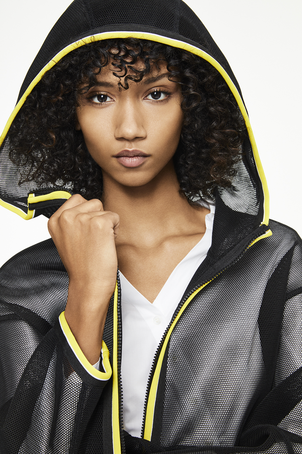 DKNY_SS19_LOOKBOOK_11C_RGB72.jpg